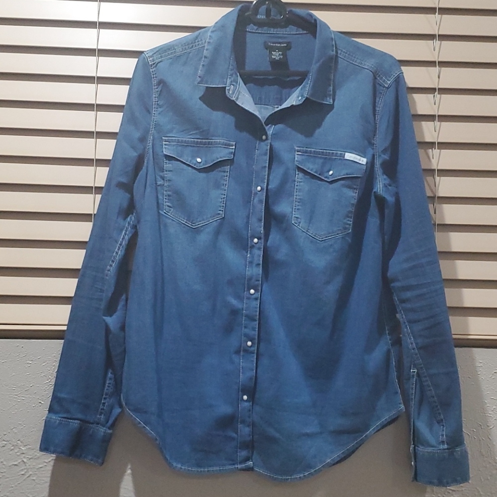 Calvin Klein Jeans shirt, Medium size